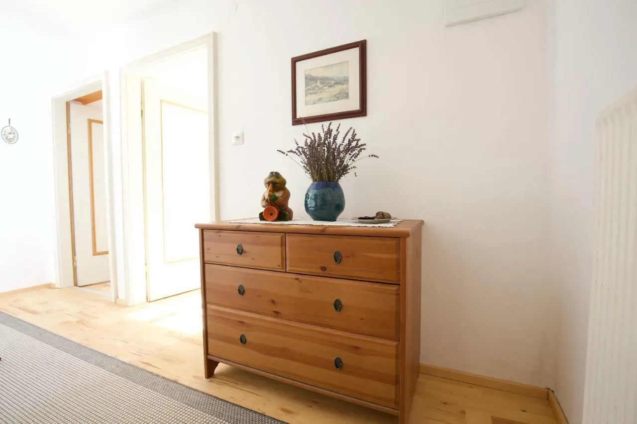Ferienwohnung Monika Knoflach إنسبروك